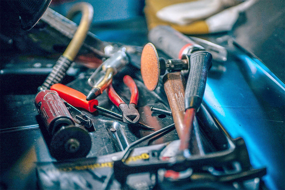 Mountain bike maintenance kit 9 essential tools Mountain Treads