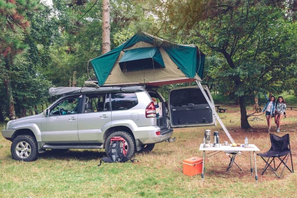 SUV with roof top tent pitched