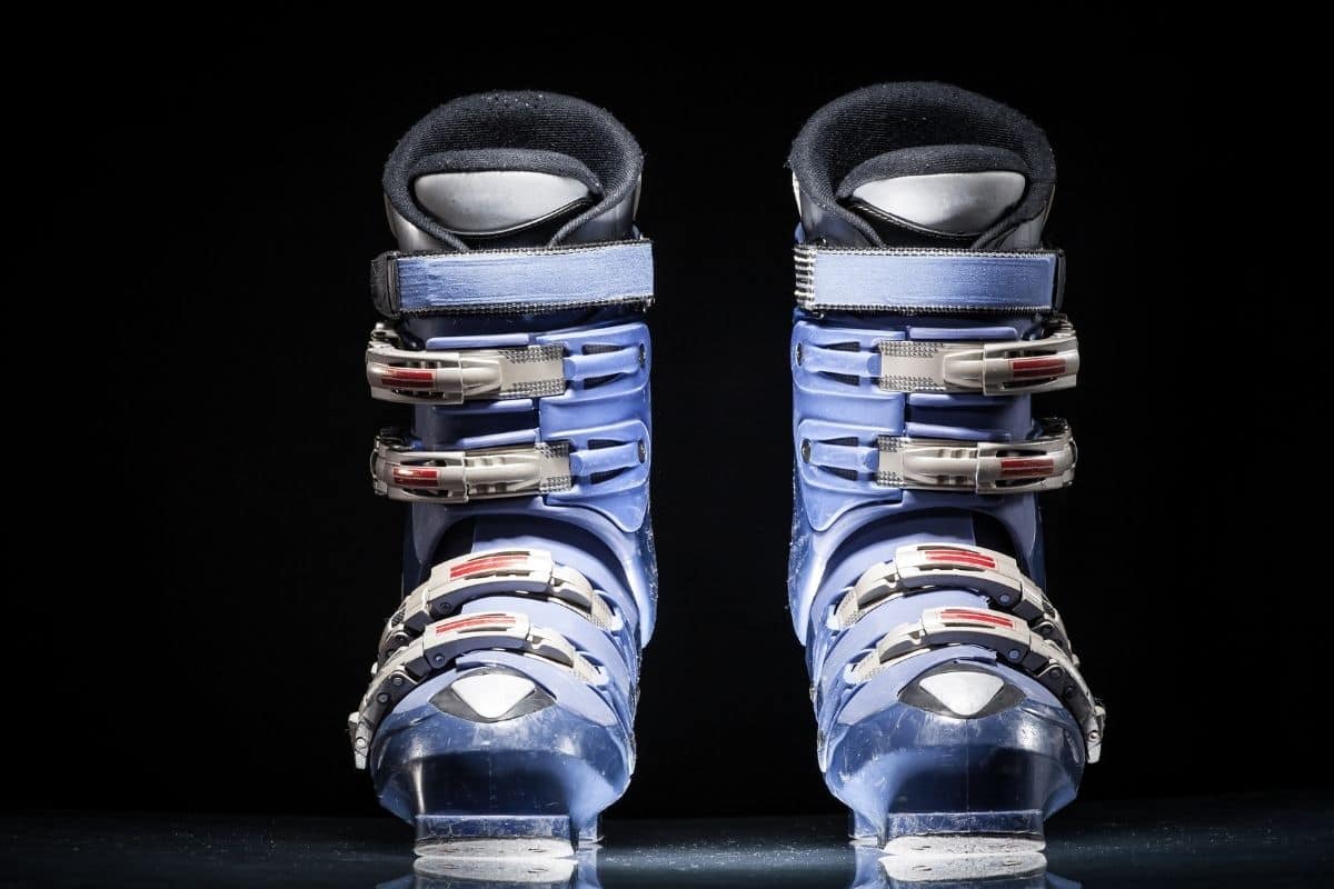 How Long Do Ski Boots Last Mountain Treads